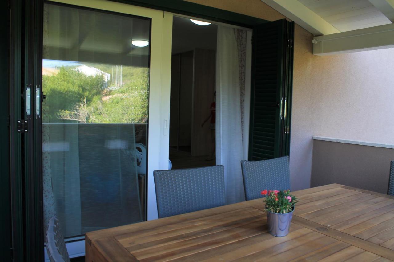 Apartmani Matea Cres Exterior foto
