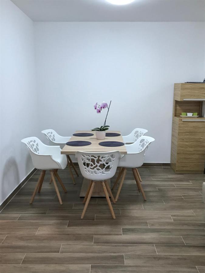 Apartmani Matea Cres Exterior foto