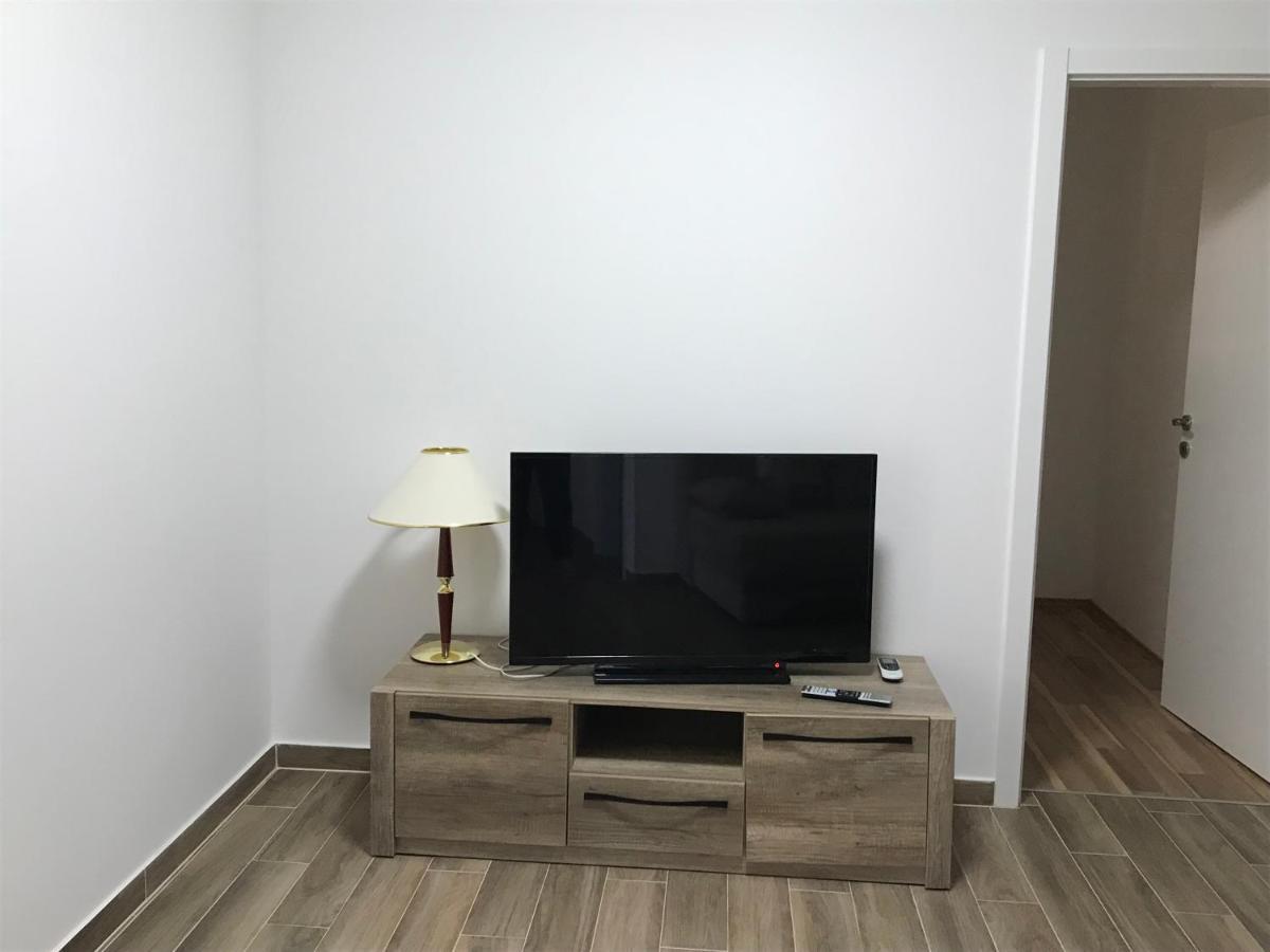 Apartmani Matea Cres Exterior foto